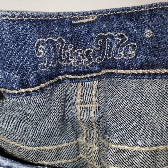 EUC Miss Me Boot Cut Jeans, 37” Inseam - Picture 4 of 10
